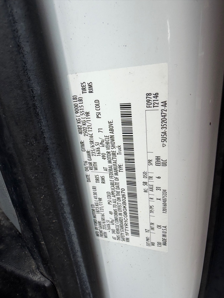 Photo 12 of this FORD TRANSIT