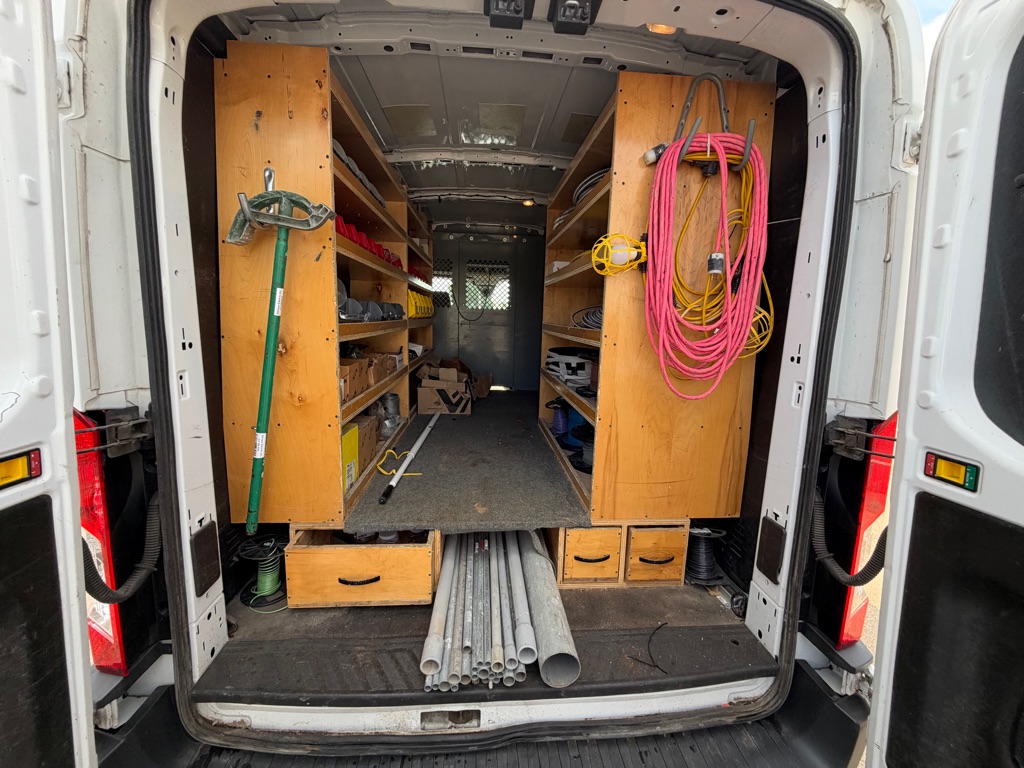 Photo 19 of this FORD TRANSIT