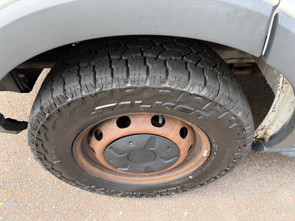 Photo 11 of this FORD TRANSIT