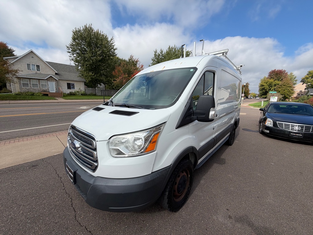 Photo 9 of this FORD TRANSIT