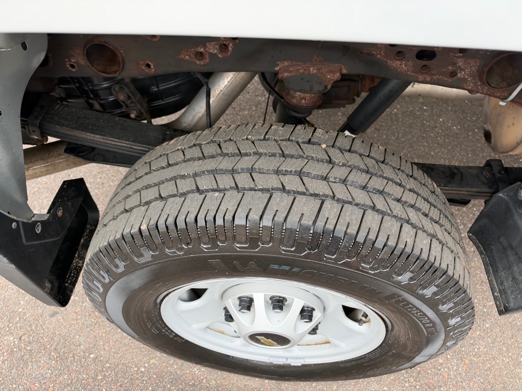 Photo 18 of this CHEVROLET SILVERADO 2500H