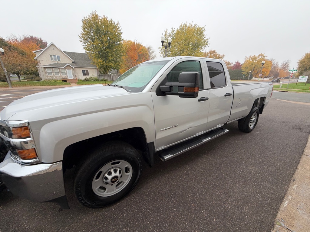 Photo 9 of this CHEVROLET SILVERADO 2500H