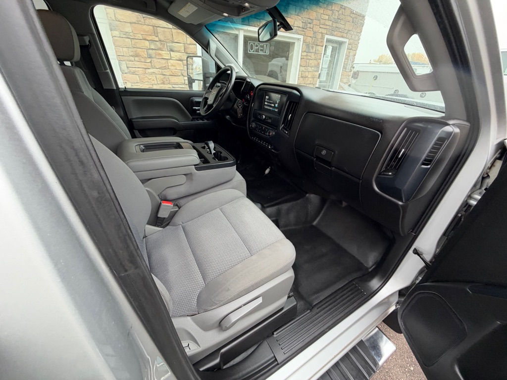 Photo 20 of this CHEVROLET SILVERADO 2500H