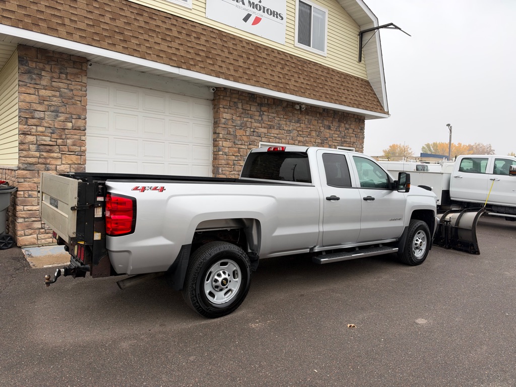 Photo 3 of this CHEVROLET SILVERADO 2500H