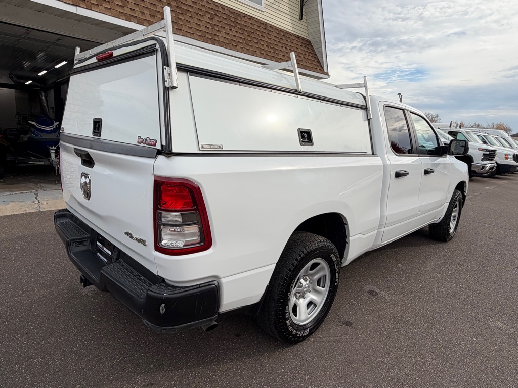 Photo 3 of this RAM 1500