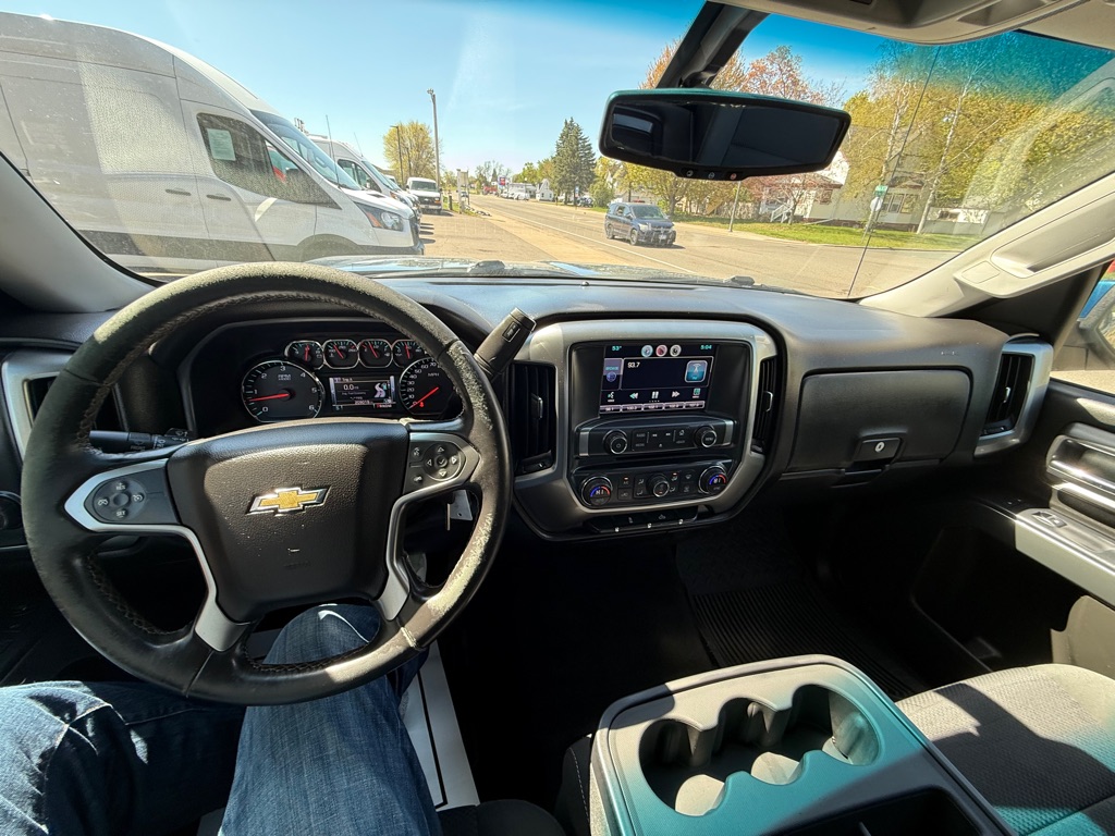 Photo 24 of this CHEVROLET SILVERADO 1500