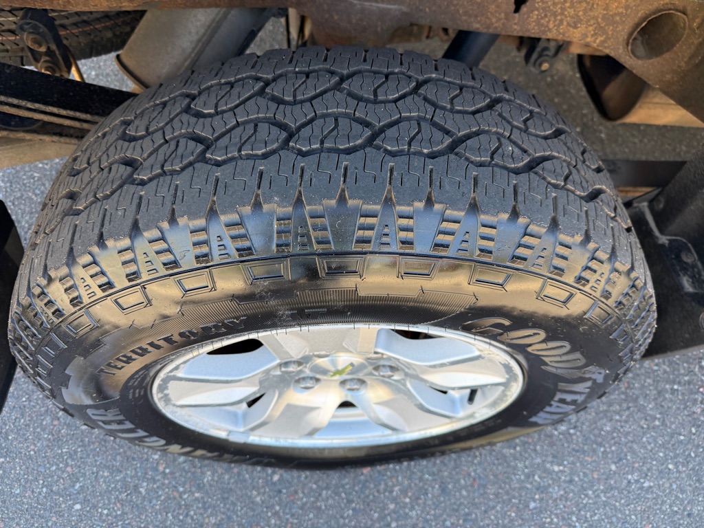 Photo 15 of this CHEVROLET SILVERADO 1500
