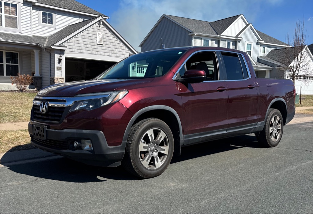 Red 2017 Honda Ridgeline RTL AWD Pickup Truck All-Wheel Drive Automatic