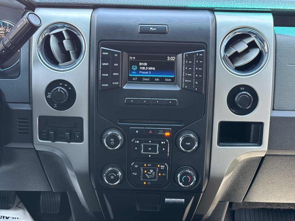Photo 9 of this FORD F150 XLT
