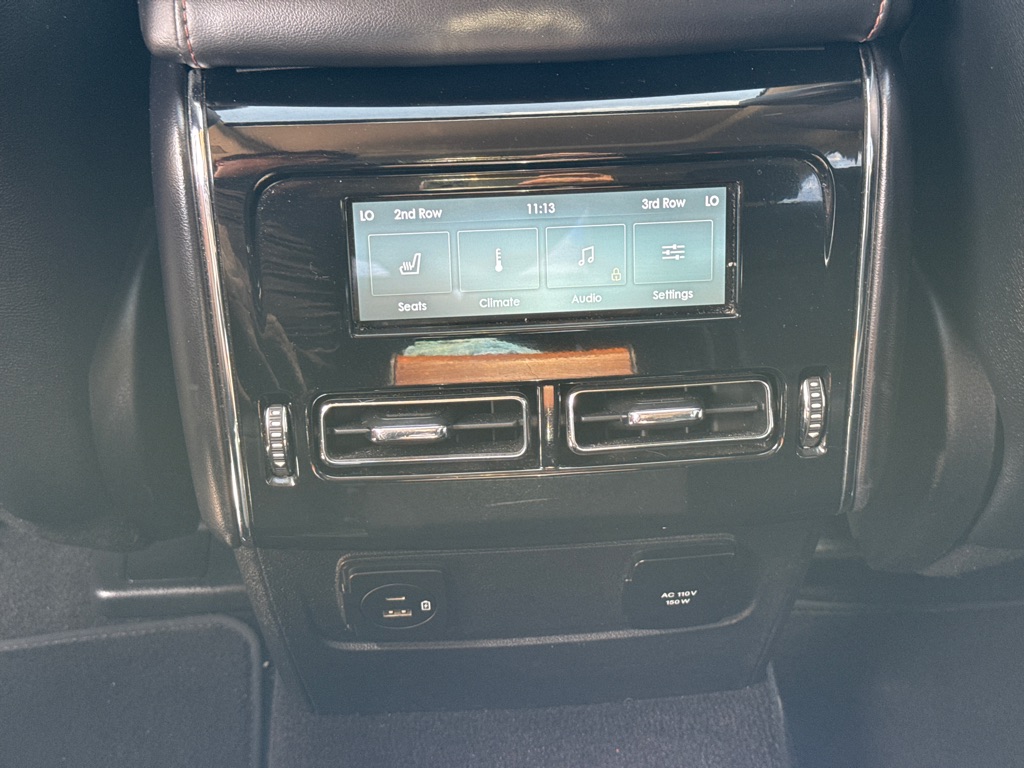 Photo 13 of this LINCOLN AVIATOR