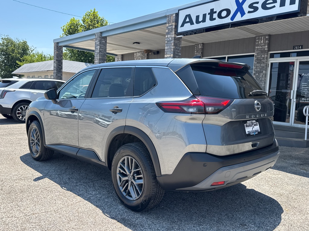 Photo 4 of this NISSAN ROGUE