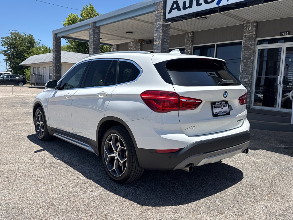 Photo 4 of this BMW X1