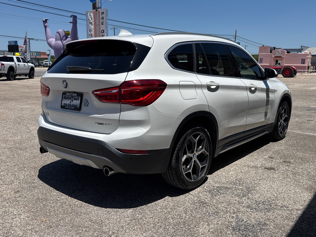 Photo 5 of this BMW X1
