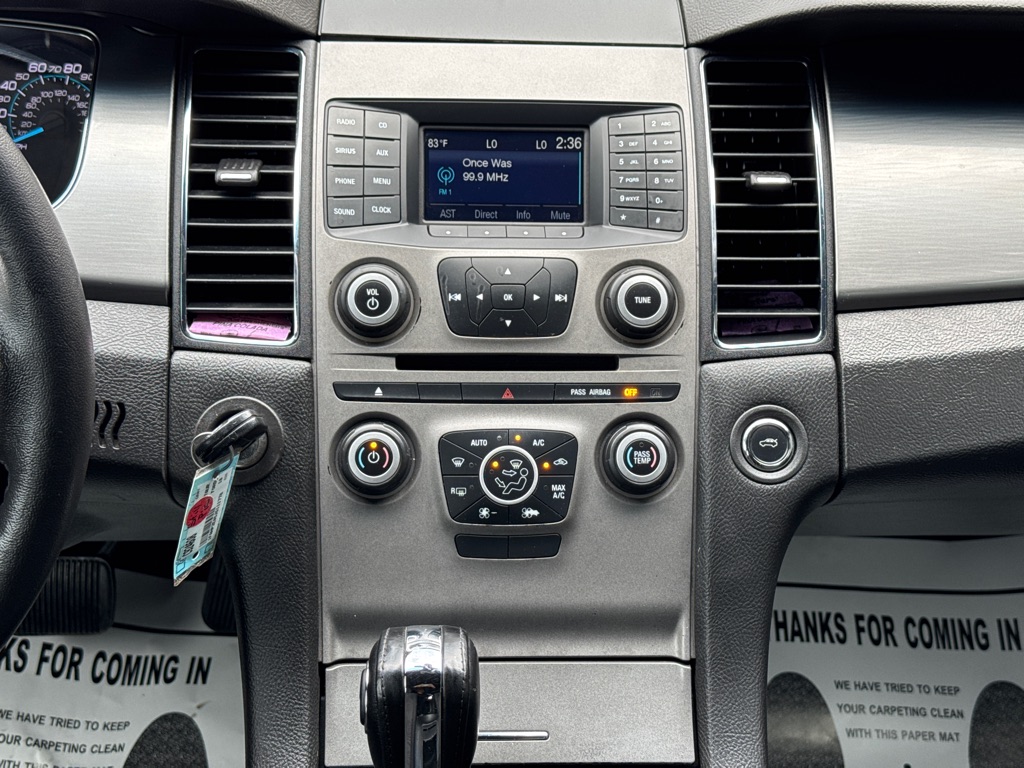 Photo 10 of this FORD TAURUS