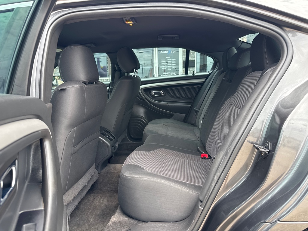 Photo 7 of this FORD TAURUS