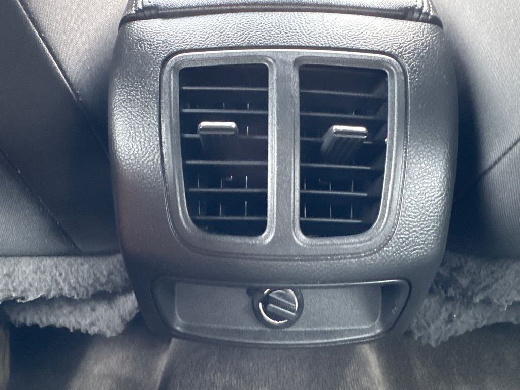 Photo 11 of this FORD TAURUS