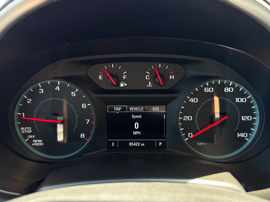 Photo 12 of this CHEVROLET MALIBU