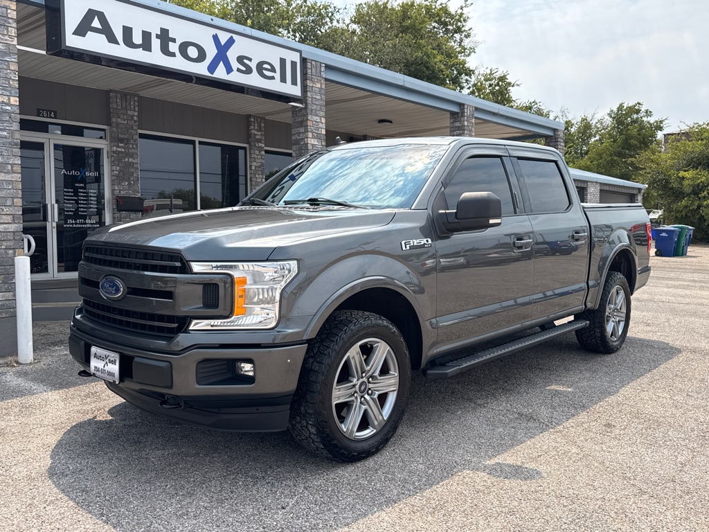 Photo 3 of this FORD F150