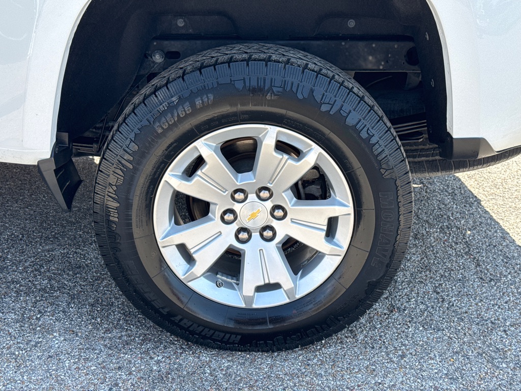 Photo 12 of this CHEVROLET COLORADO