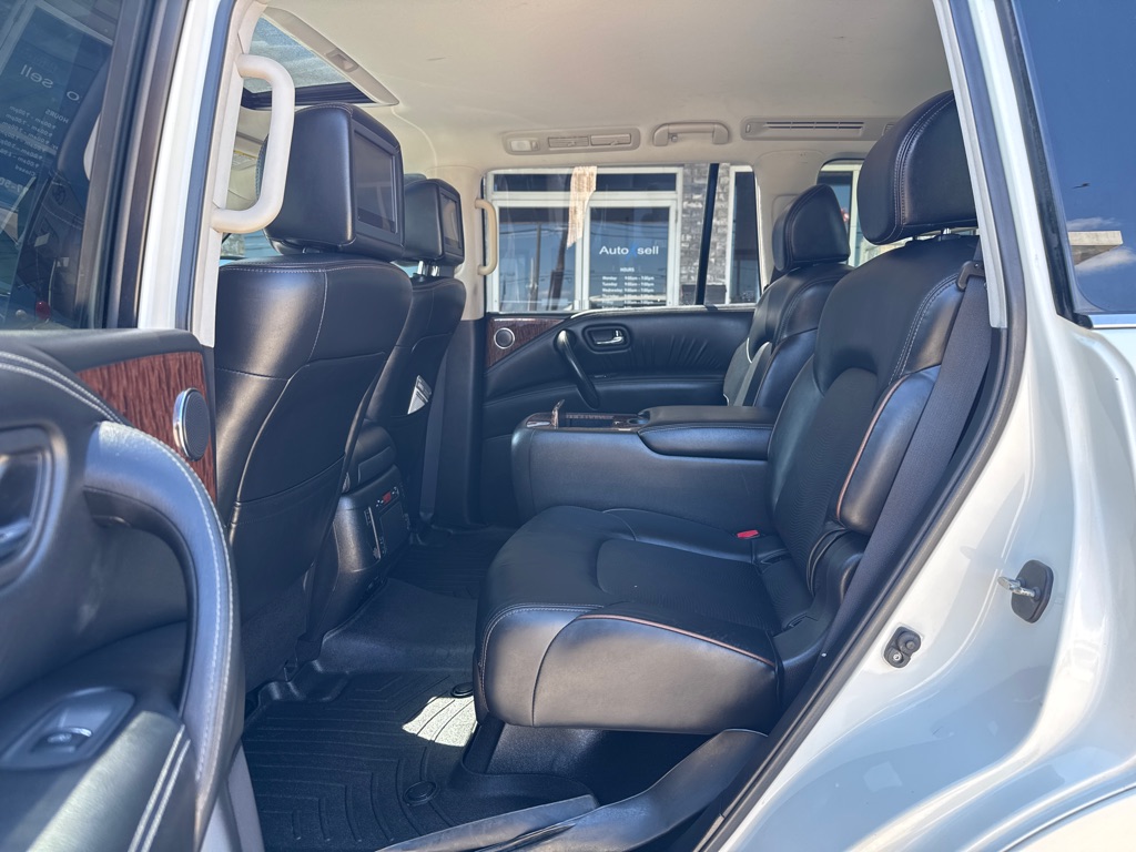 Photo 7 of this NISSAN ARMADA