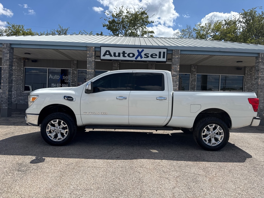 2017 NISSAN TITAN XD
