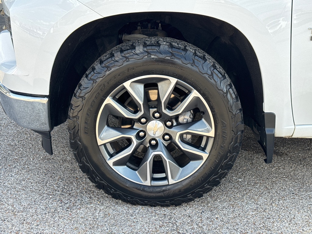 Photo 13 of this CHEVROLET SILVERADO 1500