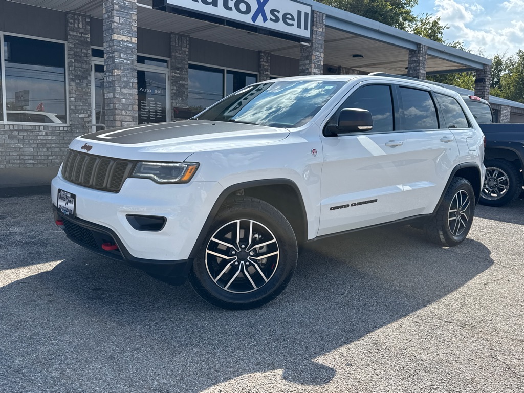 Photo 3 of this JEEP GRAND CHEROKEE