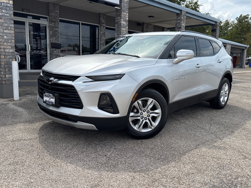 Photo 3 of this CHEVROLET BLAZER