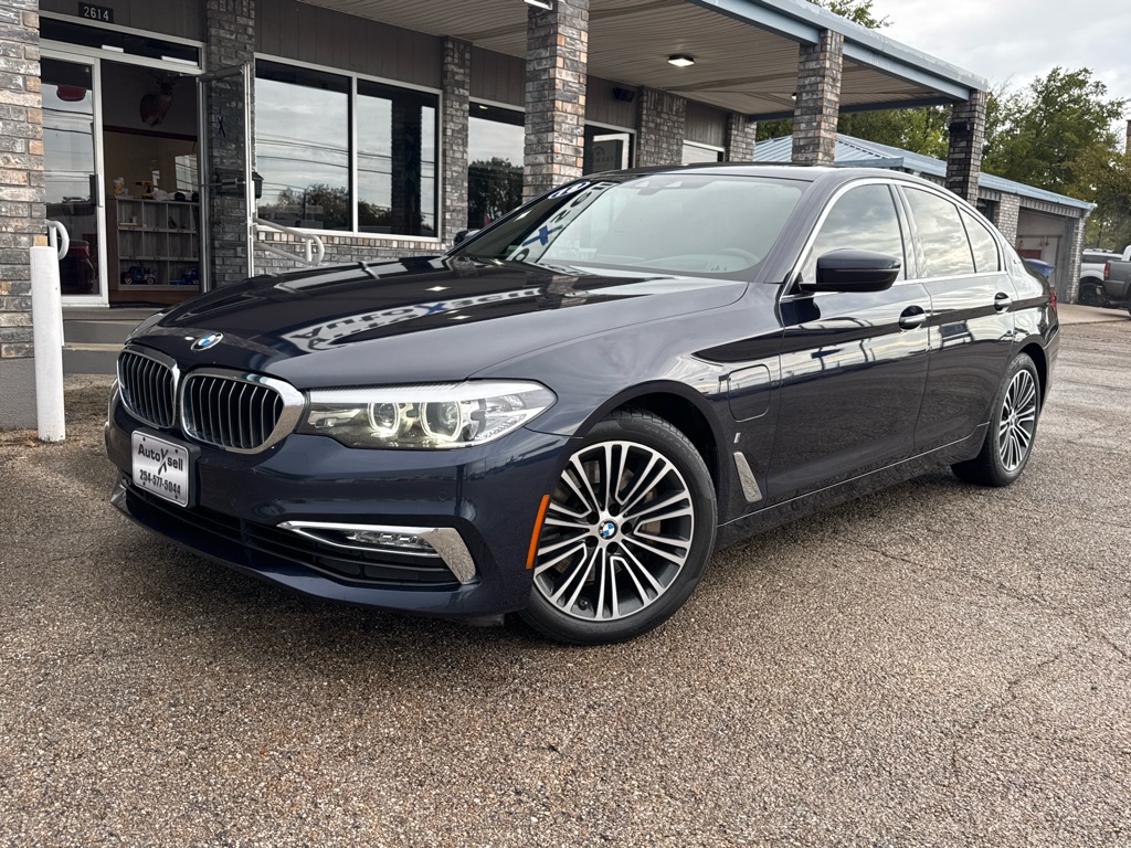 Photo 3 of this BMW 530E