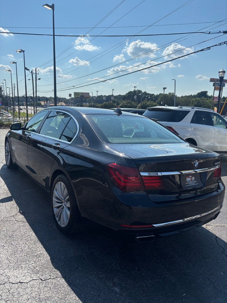 Photo 5 of this BMW 740