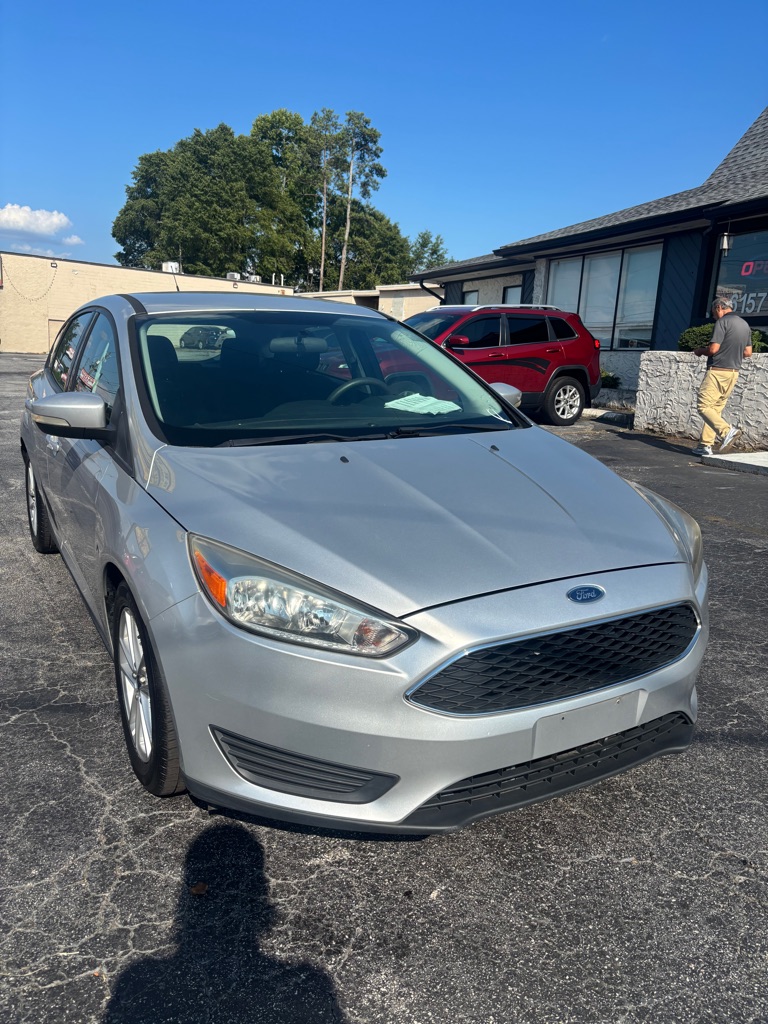 Photo 3 of this FORD FOCUS