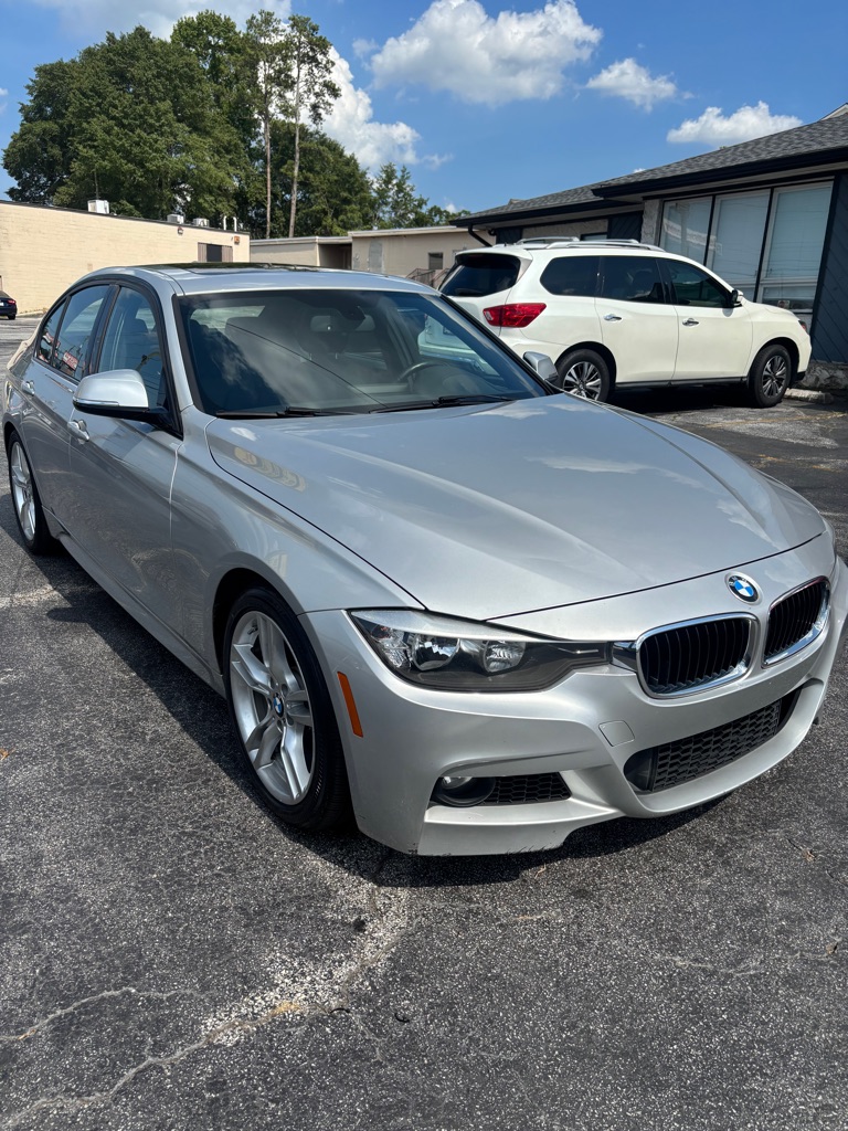Photo 2 of this BMW 328