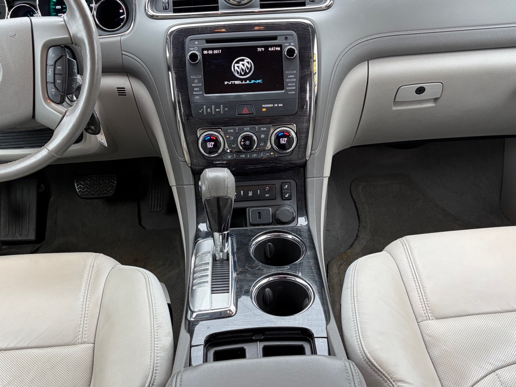 Photo 16 of this BUICK ENCLAVE