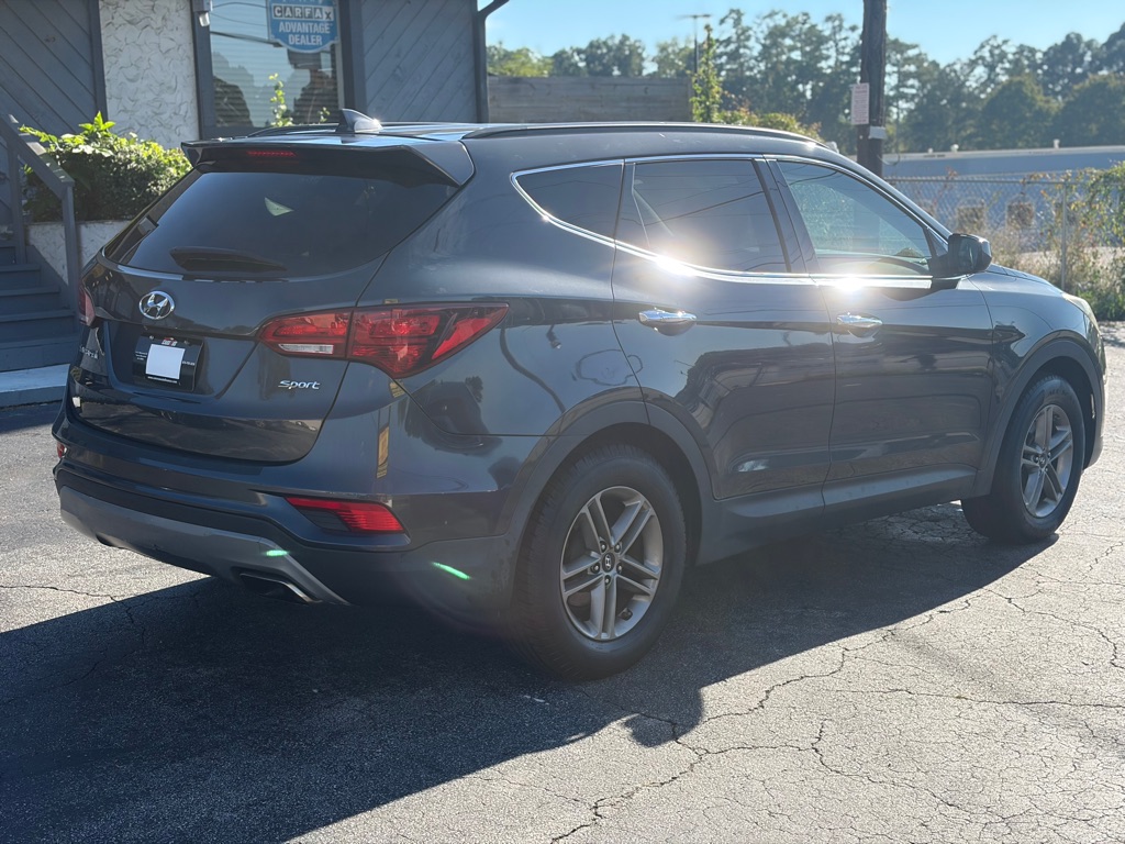 Photo 5 of this HYUNDAI SANTA FE SPORT