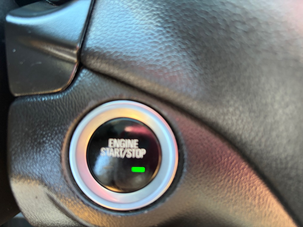 Photo 12 of this CHEVROLET EQUINOX