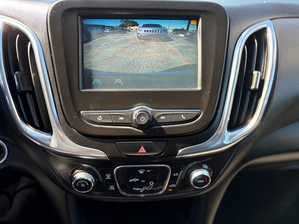 Photo 13 of this CHEVROLET EQUINOX