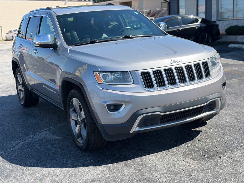 Photo 3 of this JEEP GRAND CHEROKEE