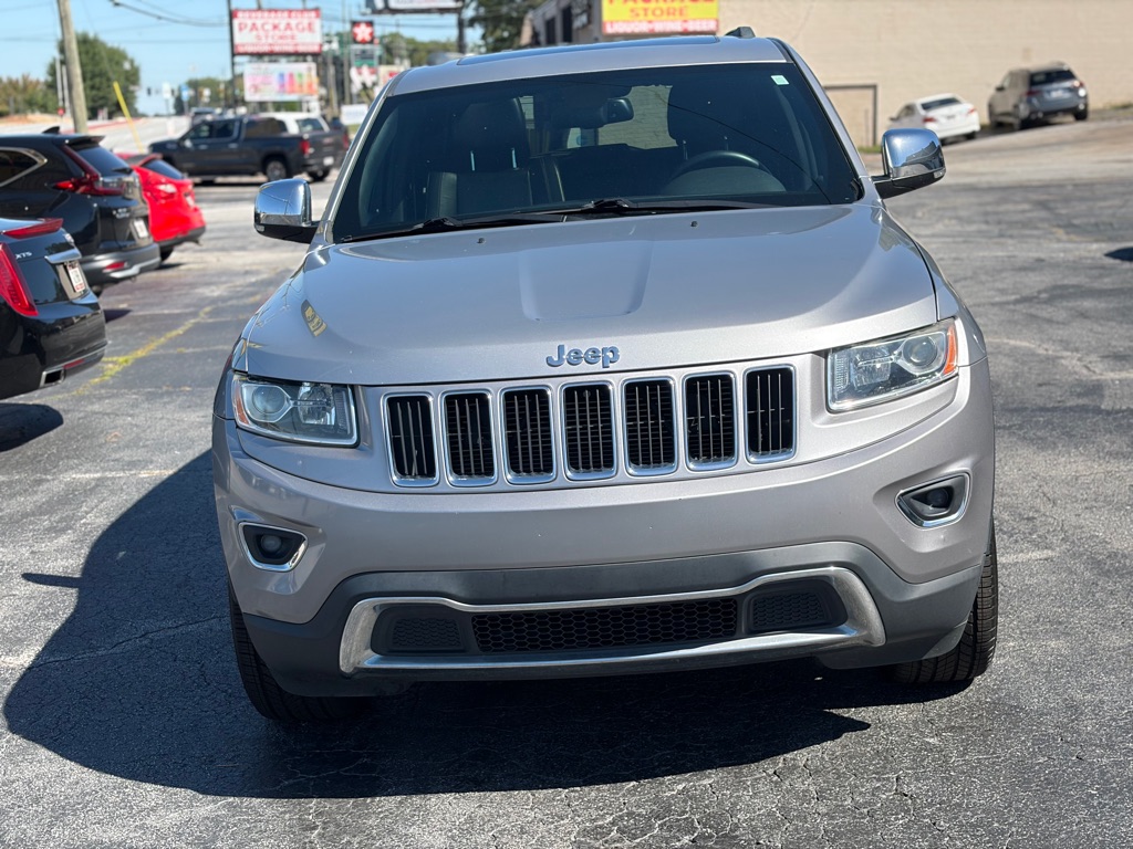Photo 2 of this JEEP GRAND CHEROKEE