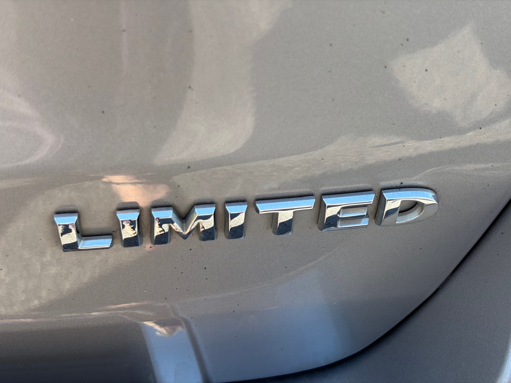 Photo 11 of this JEEP GRAND CHEROKEE