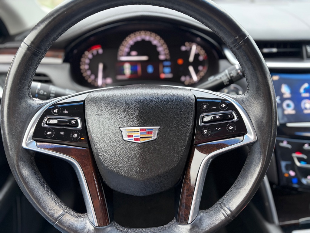 Photo 13 of this CADILLAC XTS