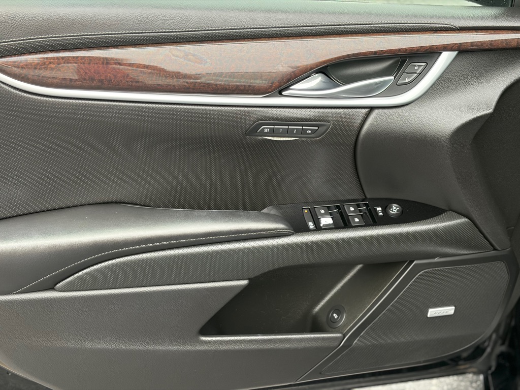 Photo 9 of this CADILLAC XTS