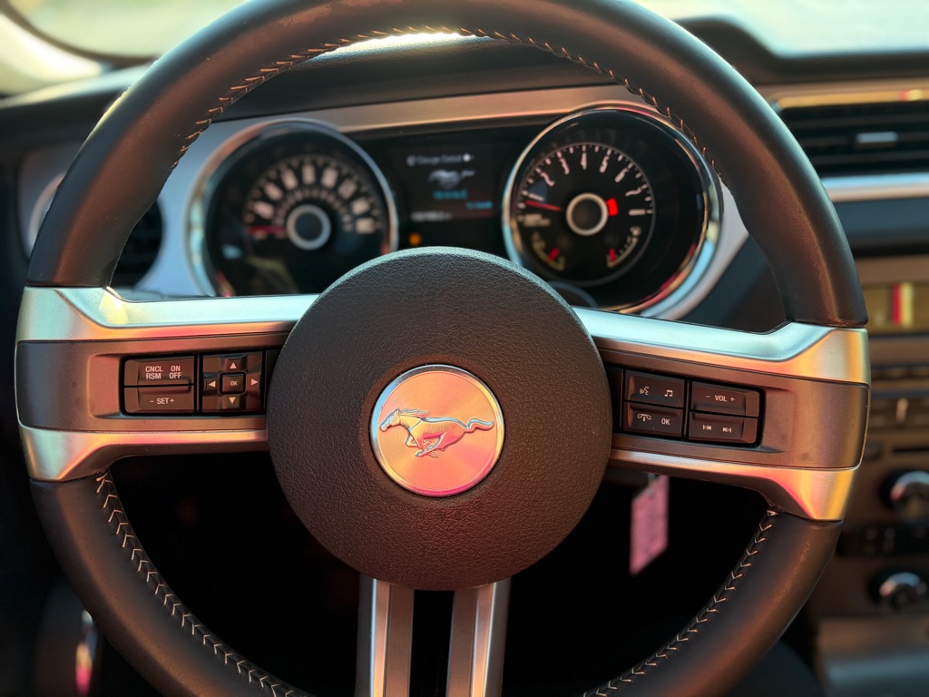 Photo 12 of this FORD MUSTANG