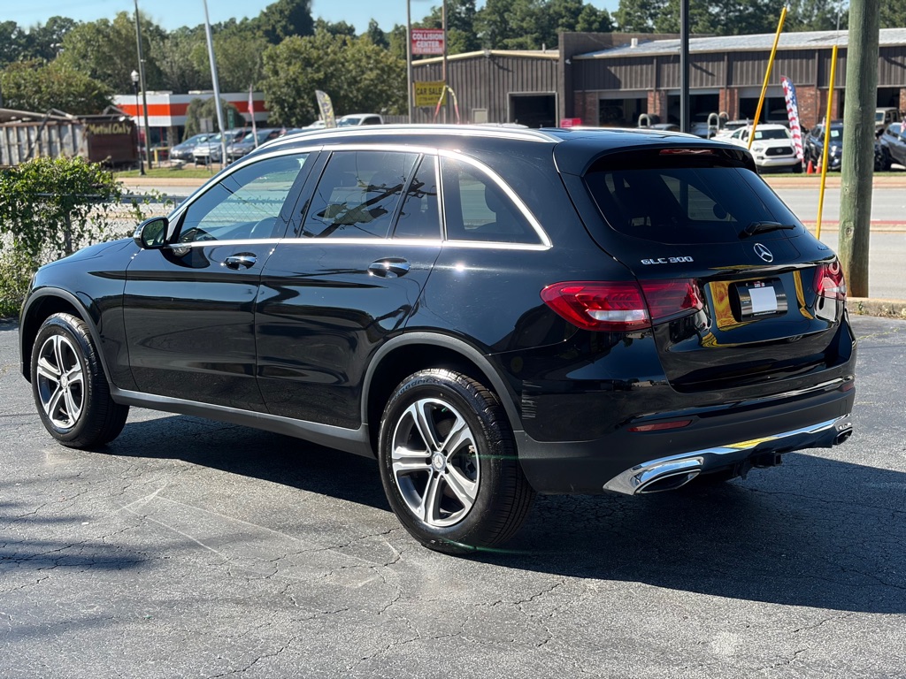Photo 6 of this MERCEDES-BENZ GLC