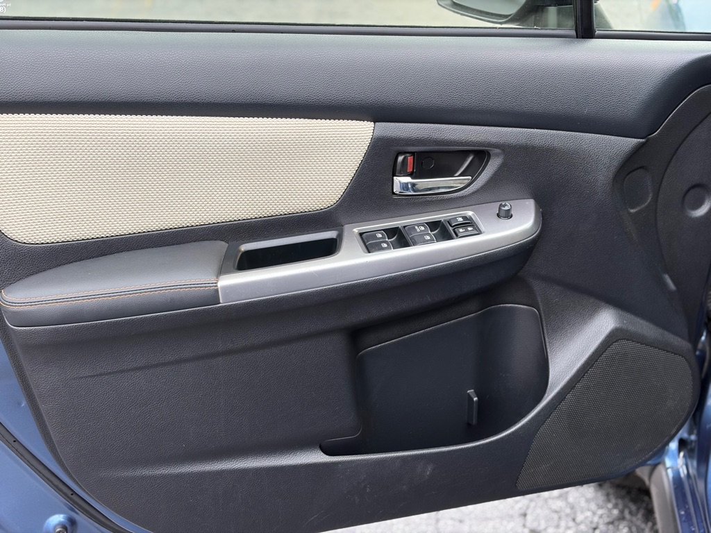 Photo 13 of this SUBARU CROSSTREK