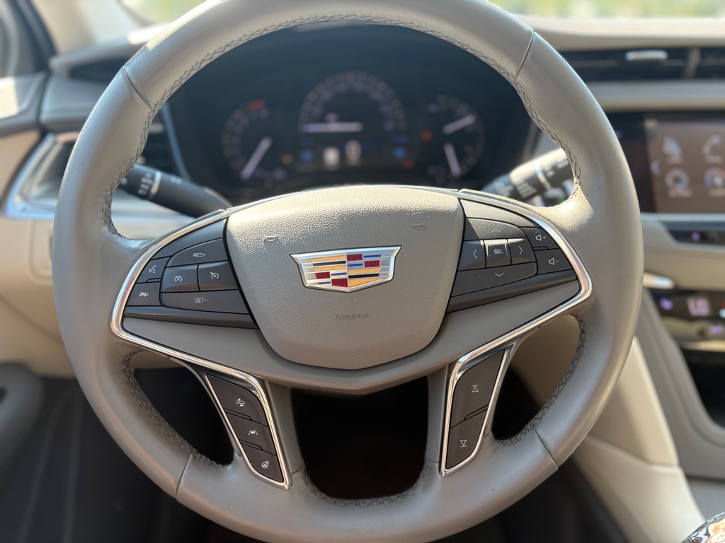 Photo 15 of this CADILLAC XT5