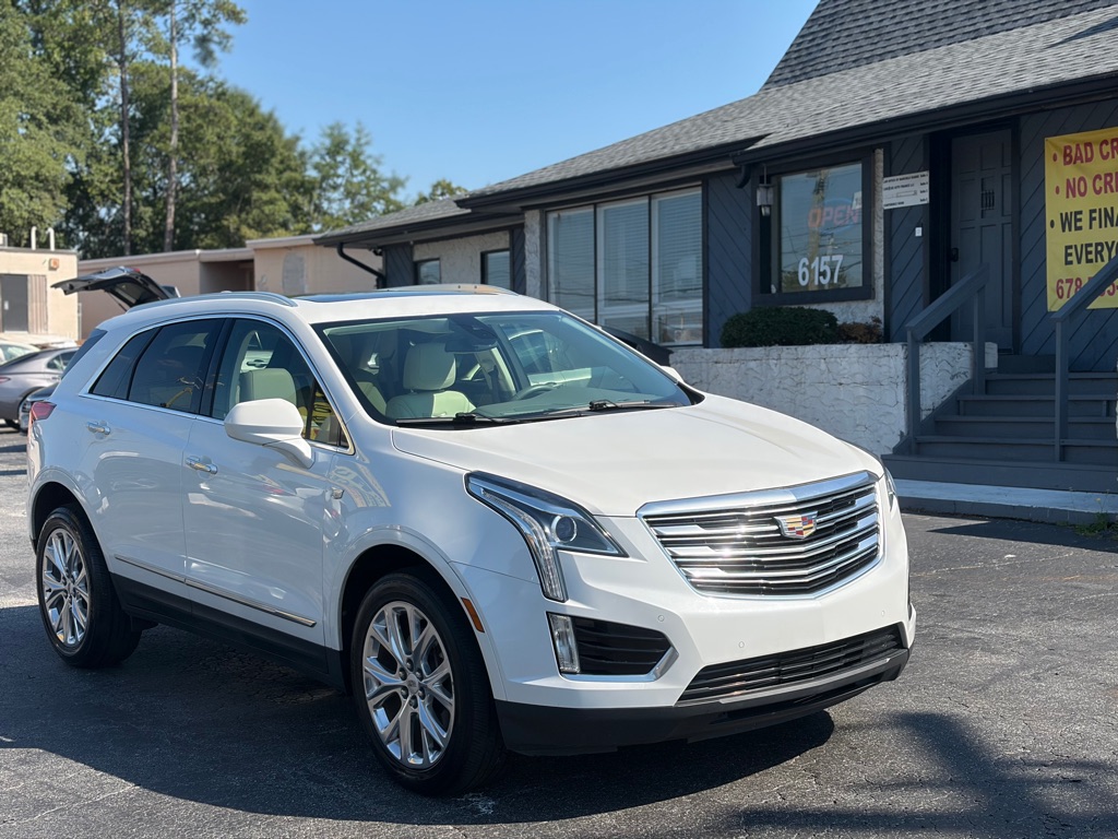 Photo 3 of this CADILLAC XT5