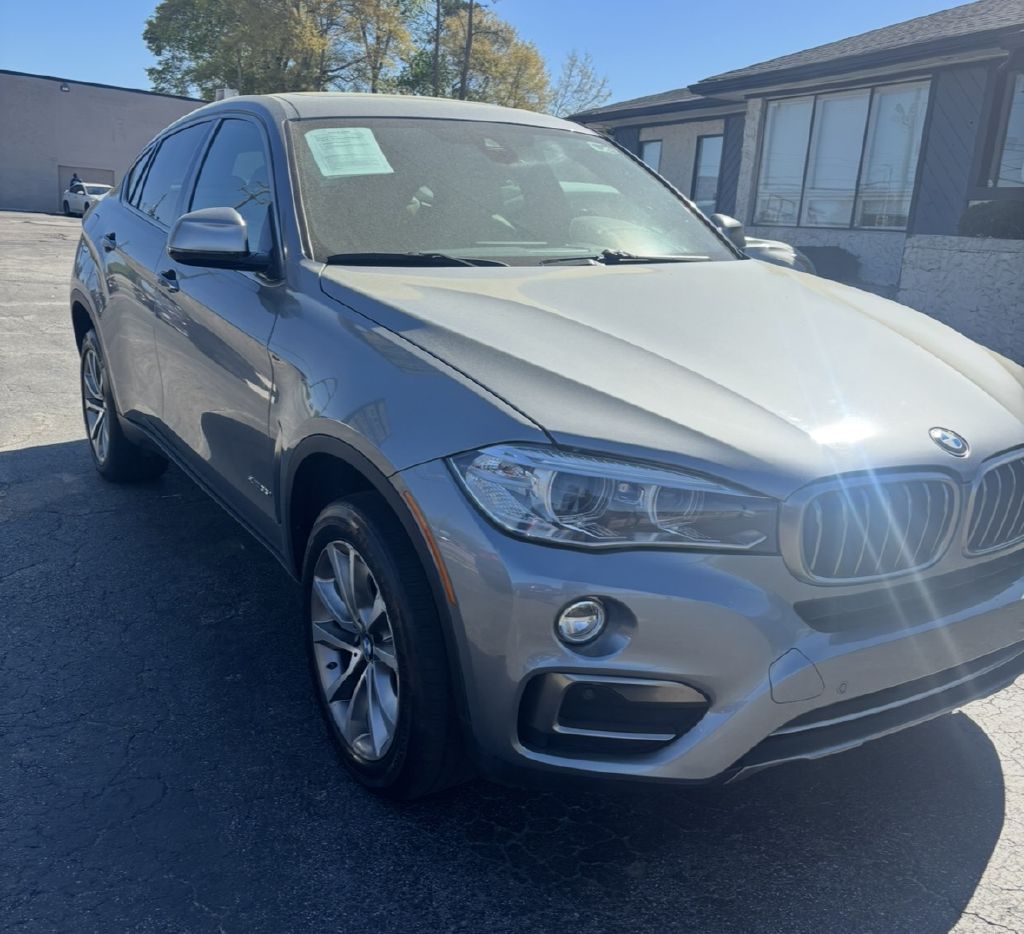 Photo 2 of this BMW X6