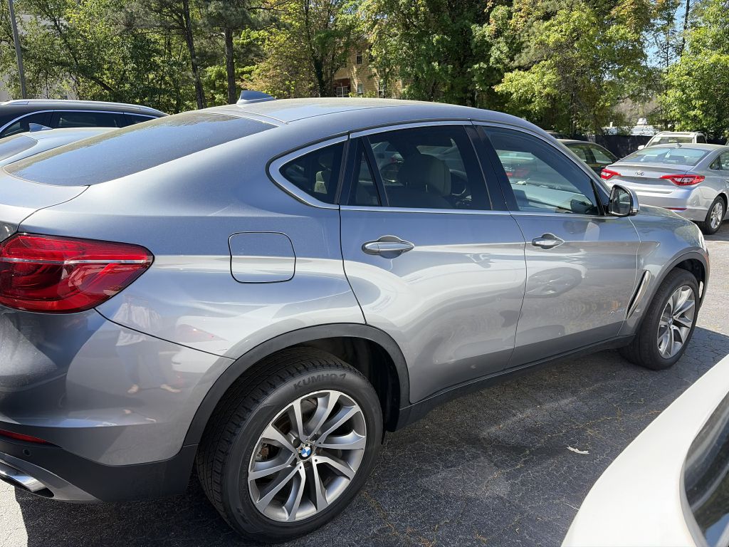 Photo 5 of this BMW X6