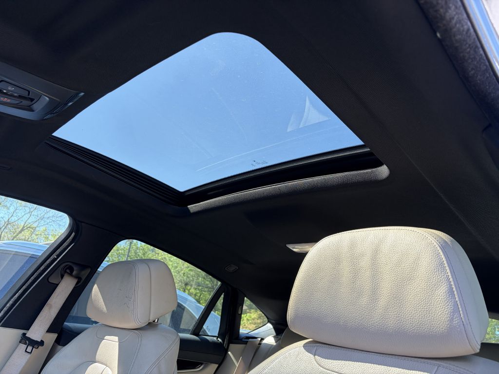 Photo 12 of this BMW X6