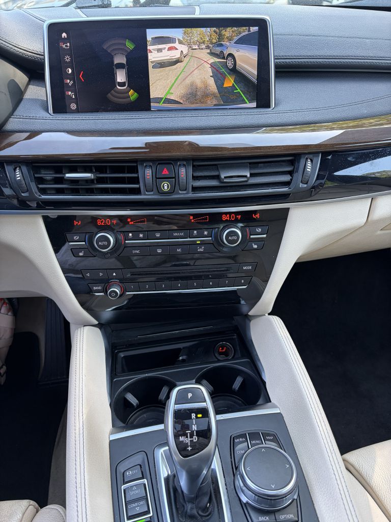 Photo 10 of this BMW X6